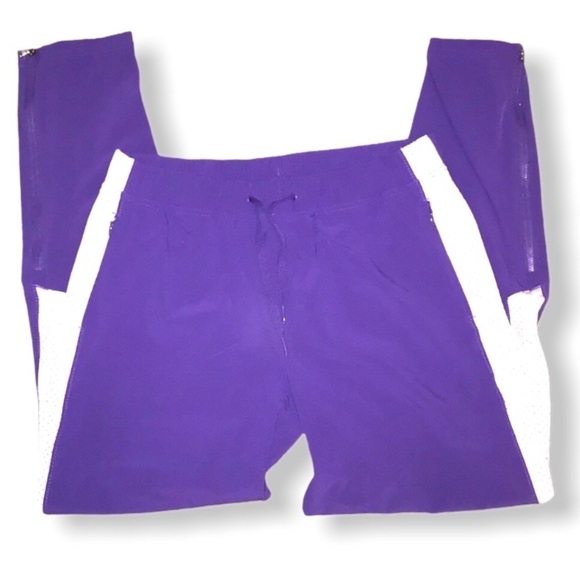 NWT Under Armour Perpetual Storm Joggers - Picture 1 of 8